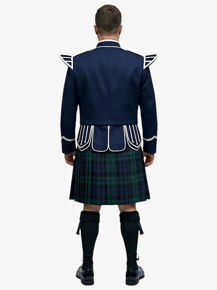 Black Watch Tartan Doublet Kilt Outfit mit Marineblauer Jacke