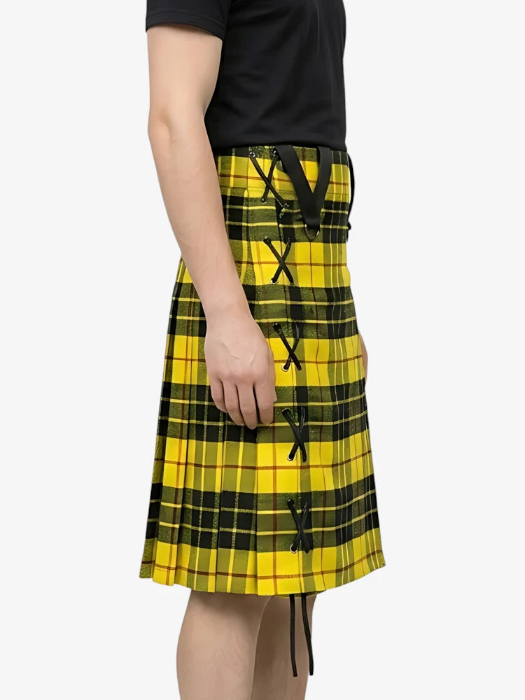 Maßgefertigter Hybridrock „Macleod von Lewis“ mit Tartan