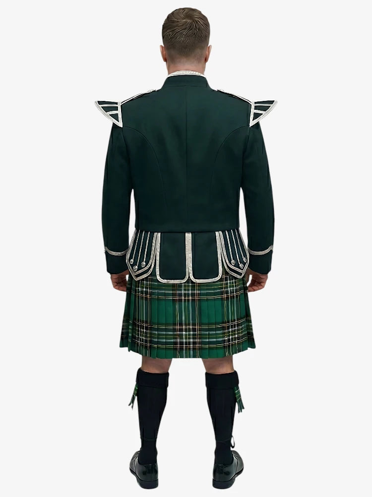 Irish National Tartan Doublet Kilt Outfit mit dunkelgrünem Jackett