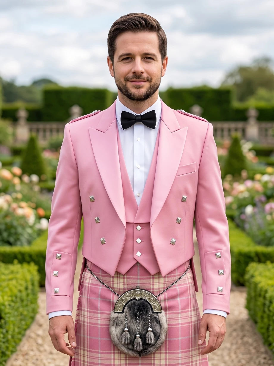 Rosa Prince Charlie Kilt Jackett mit Satinrevers und Silbernen Quadratischen Knöpfen