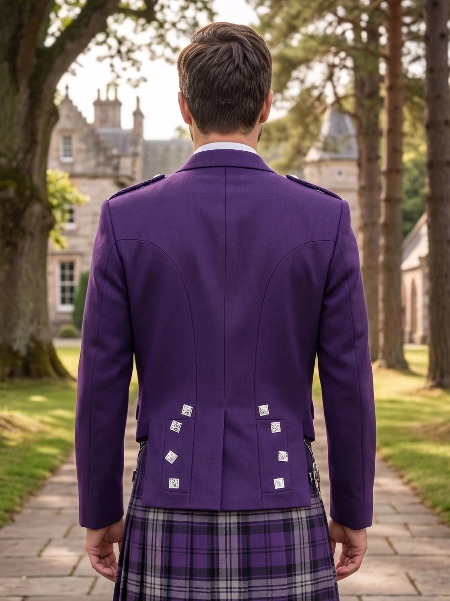 Lila Prince Charlie Kilt Jacke mit Satinrevers & Silbernen Quadratischen Knöpfen