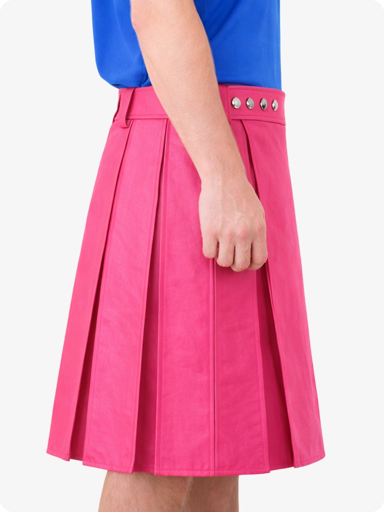 Rosa Utility-Kilt aus echtem Leder mit Nietenbund